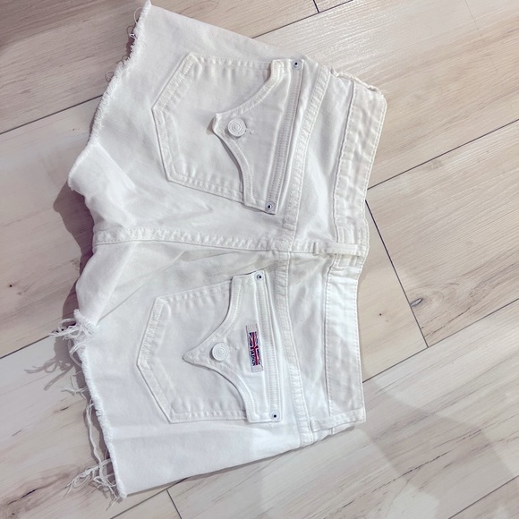 Hudson White Shorts - Picture 3 of 4